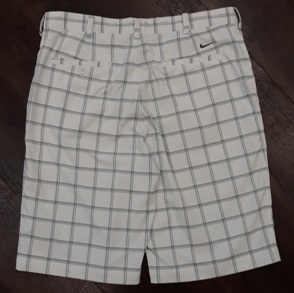 Nike Mens Golf blue and white Shorts, tag: 34 & G